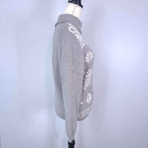 Alfred Dunner Snowflake Sweater Small Gray Metallic Turtleneck Holiday Christmas - Picture 3 of 13